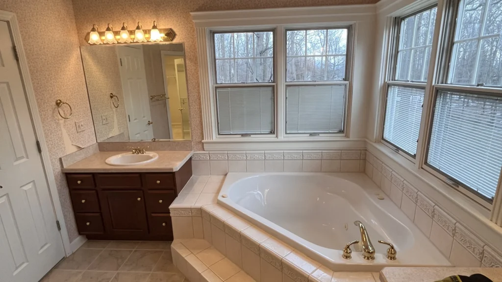 High-quality master bathroom renovation by Janecek